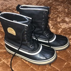 Sorel 1964 CVS Waxed Canvas Boot